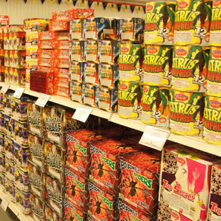 Tour Stateline Fireworks - New Hampshire Fireworks Factory Outlet