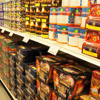 Tour Stateline Fireworks - New Hampshire Fireworks Factory Outlet