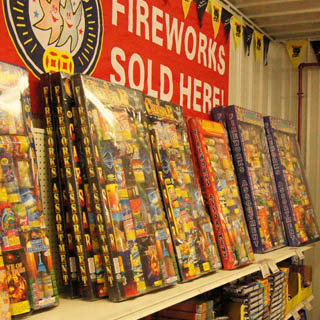 Tour Stateline Fireworks - New Hampshire Fireworks Factory Outlet