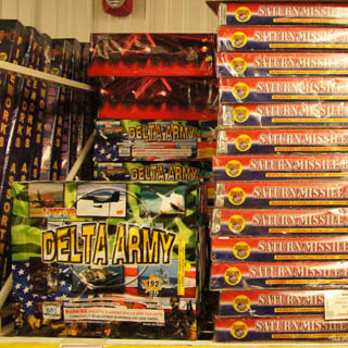 Tour Stateline Fireworks - New Hampshire Fireworks Factory Outlet