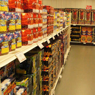 Tour Stateline Fireworks - New Hampshire Fireworks Factory Outlet